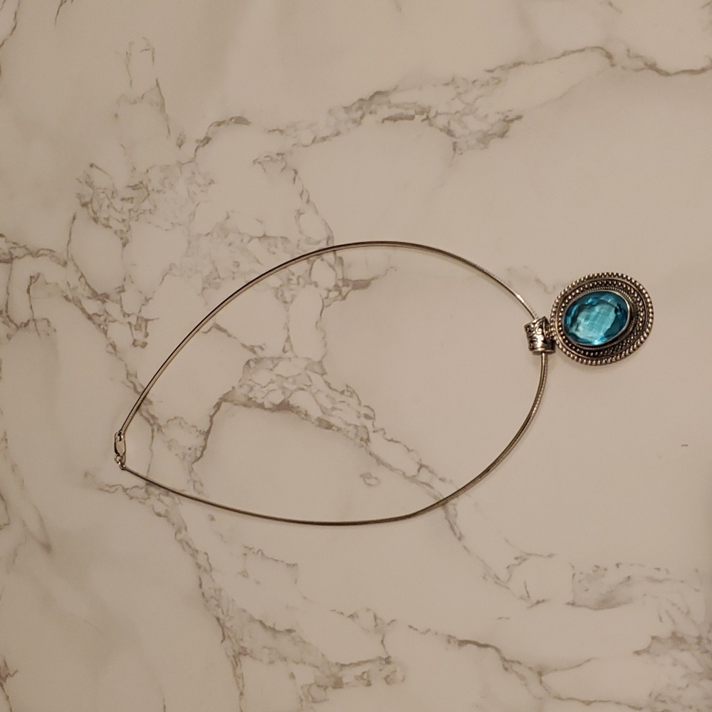 Sterling Silver Blue Topaz necklace